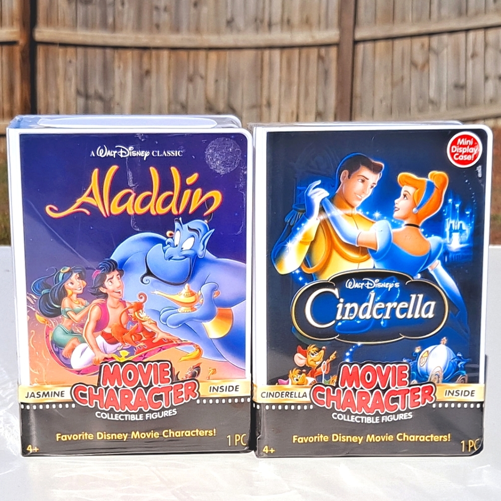 Jasmine From Aladdin&Walt Disney Cinderella Collectible Figures Collect Them All